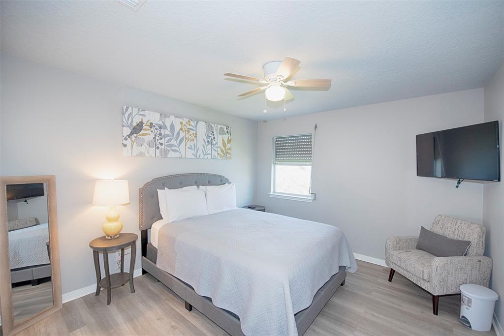 4003 Silver Reef Galveston 77554 Bedroom